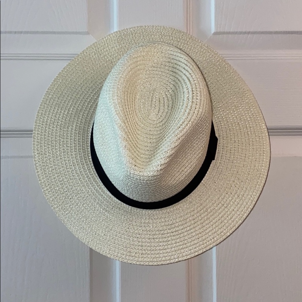 F21 | Straw hat